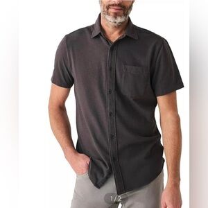 Faherty Men's Short-Sleeve Knit Seasons Shirt in Charcoal Sz Med